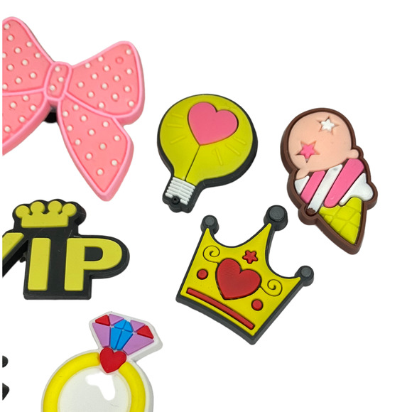 Croc Charms VIP Bow Hearts Bling - Picture 3 of 4